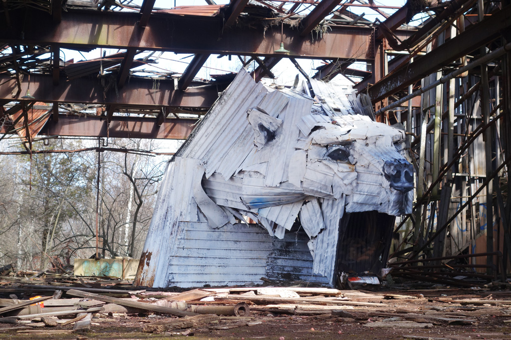 Exploring an Abandoned Train Yard and Hidden Bear Sculpture